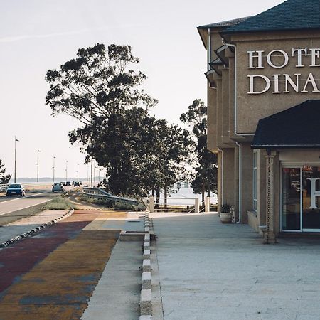 Hotel Dinajan Віланова-де-Ароуса Екстер'єр фото