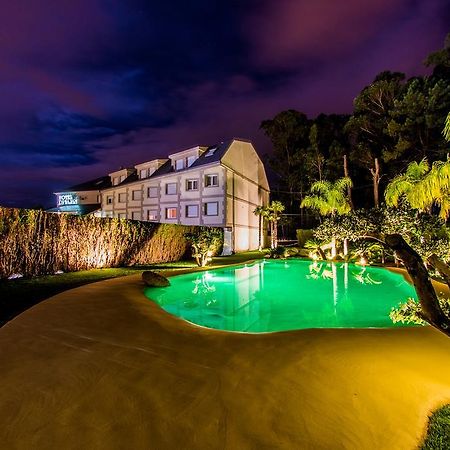 Hotel Dinajan Віланова-де-Ароуса Екстер'єр фото