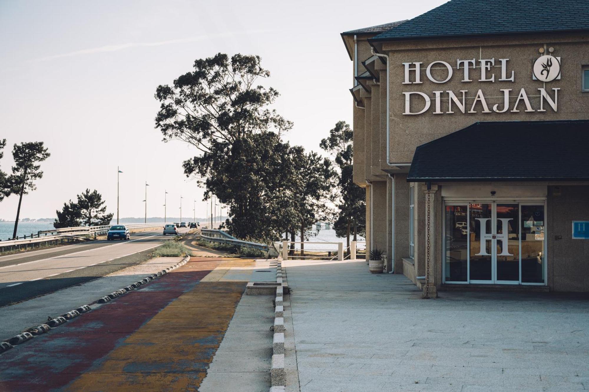 Hotel Dinajan Віланова-де-Ароуса Екстер'єр фото