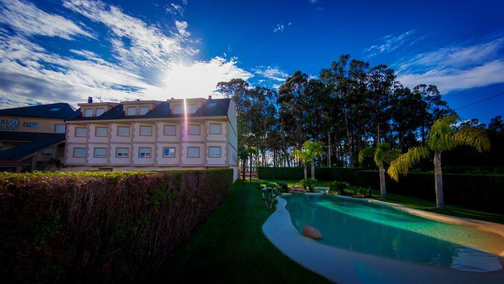 Hotel Dinajan Віланова-де-Ароуса Екстер'єр фото